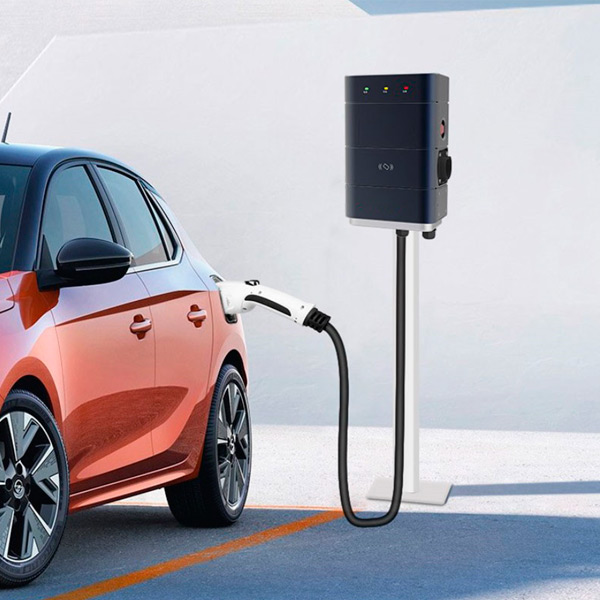 What Issues Should Be Paid Attention to When Charging New Energy Vehicles?